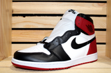Air Jordan Retro 1 High OG Black Toe