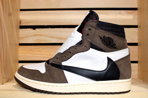 Air Jordan 1 Retro High OG Travis Scott
