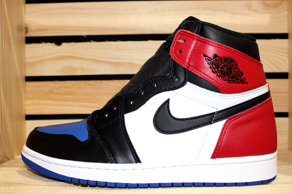 Air Jordan Retro 1 High OG Top 3